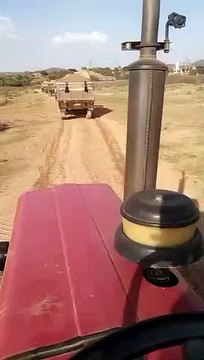 बनास नदी से नहीं थम रहा अवैध बजरी का खनन सरपट दौड़ रही बजरी की ट्रालियां