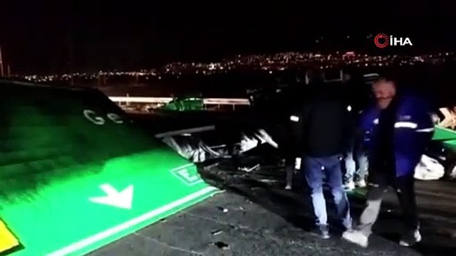 Facia teğet geçti: Seyir halindeki tırdan otoyola konteyner düştü