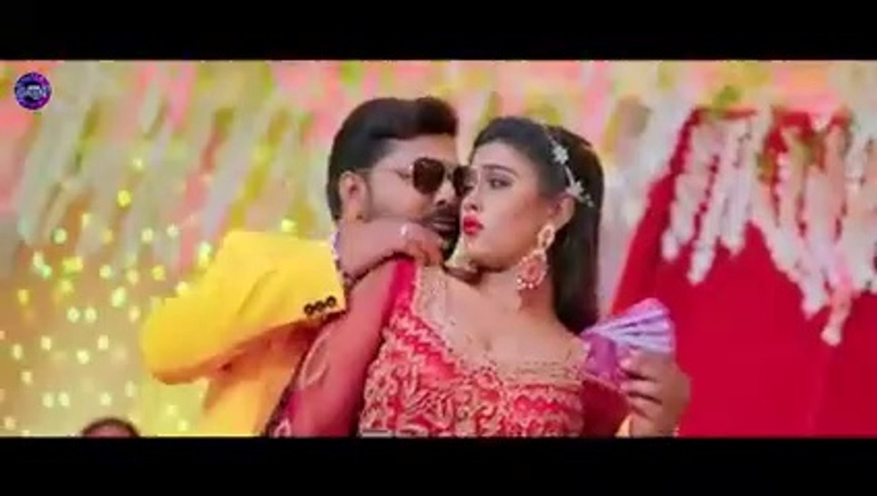 Video_-_मुंहवा_पे_डाल_के_चदरिया_-_Samar_Singh,_Akanksha_Dubey,_Indu_Sonali_-_Bhojpuri_Song(240p)