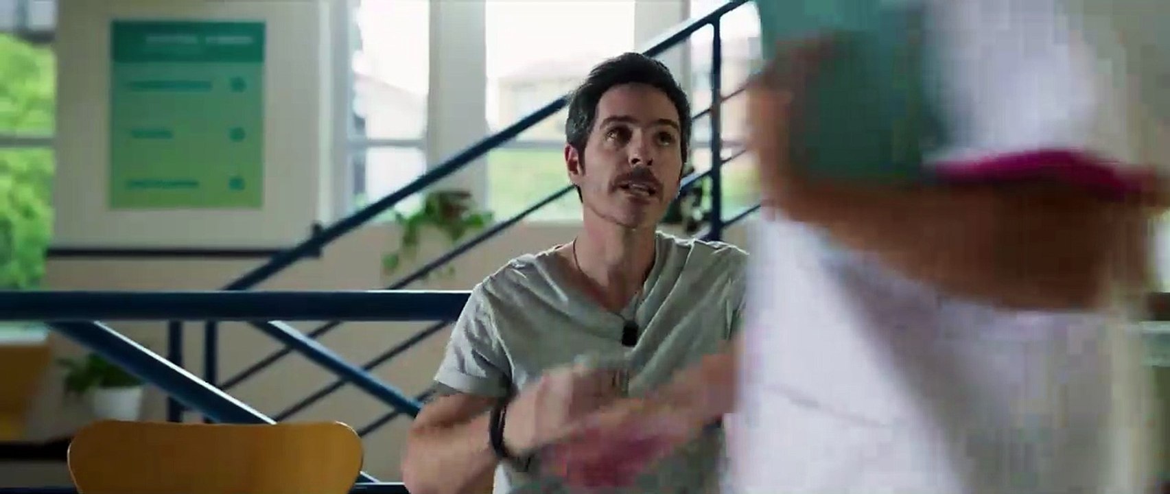 Téaser tráiler película "Amigos hasta la muerte" con Javier Veiga, Marta Hazas y  Mauricio Ochmann.