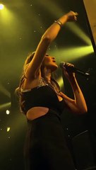 Superstar _nancyajram singing her Iconic song (Ya Tabtab) in Las Vegas concert._النجمة _نانسي_عجرم تغني أغنيتها الأيقونية (يا طبطب) بحفل لاس فيجاس(MP4)