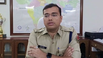 भाजपा कार्यकर्ता और पुलिस अधिकारियों में बहस बाद रेफर