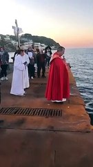 Panarea, il parroco Giovanni Longo dedica la processione del “Venerdì Santo” ai migranti morti a Crotone