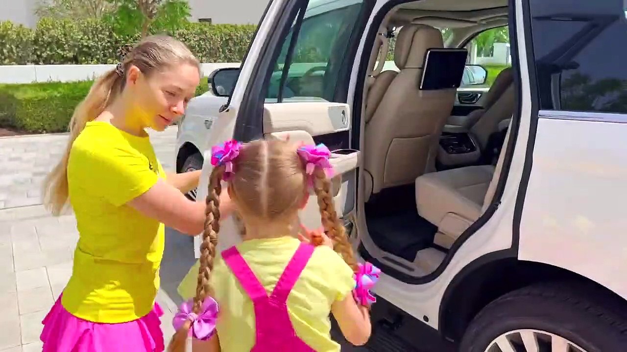 Diana and Mom visit the dentist _ Brush your teeth story