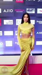Janhvi Kapoor on Redcarpet of Pinkvilla Style Icons Awards #shorts #janhvikapoor #pinkvillastyleicon