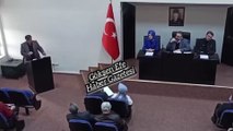 MHP'li Meclis Üyesi Hamdi Yılmaz, AKP'li Sincan Belediye Başkanı’nı eleştirdi: Yerel basını para vererek susturuyorsak vallahi bedel altındayız