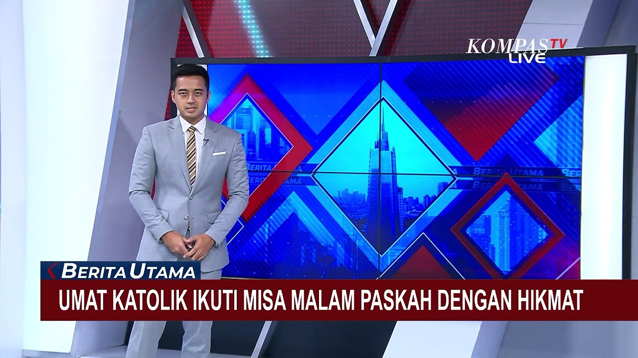 Ribuan Umat Katolik Ikuti Misa Malam Paskah dengan Hikmat di Gereja Katedral