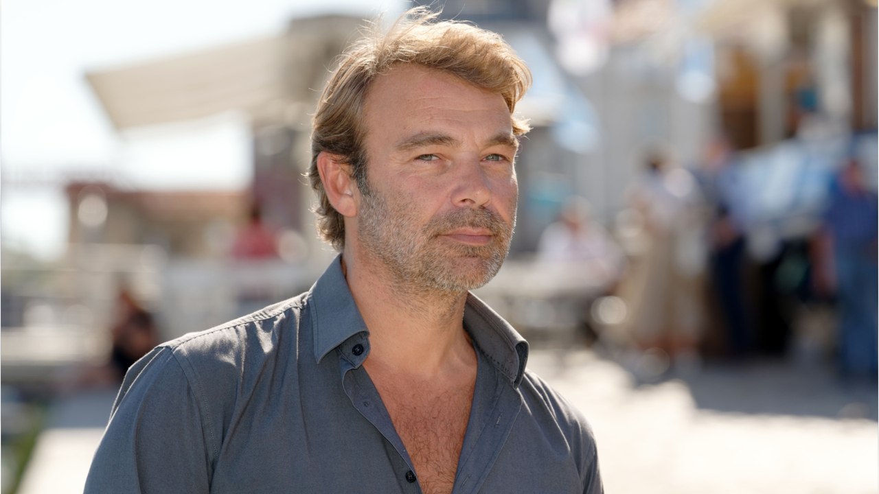 VOICI - Patrick Puydebat (Les mystères de l’amour) papa à 52 ans ? Ses rares confidences sur la paternité