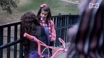 Pilar le enseña a montar bicicleta su hija | Correo de inocentes
