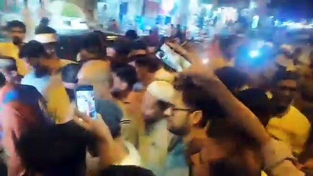 Ameer Jamaat-e-Islami Karachi Hafiz Naeemur Rahman participated in the funeral prayers of those (motorcycle riding family )who drowned in the Orangi canal.