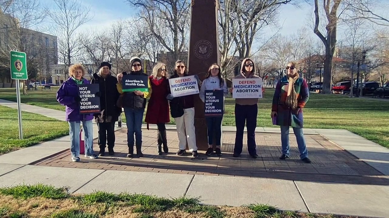 Pílula abortiva no centro de uma crescente batalha judicial nos EUA
