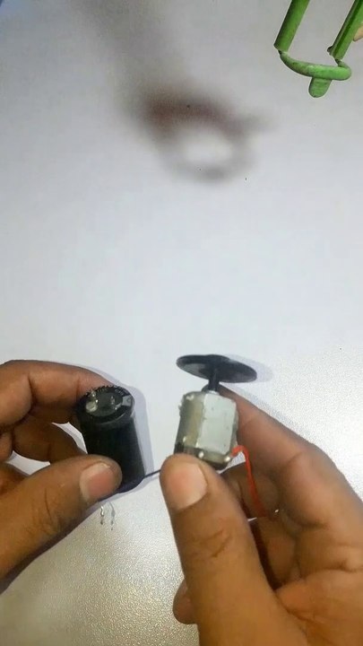 How To used with capacitor DC Moter   free Energy generator
