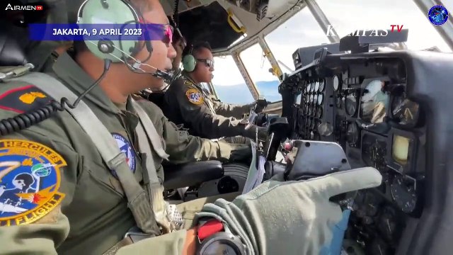 Seru! Parade Pesawat Tempur Warnai HUT Ke-77 TNI AU