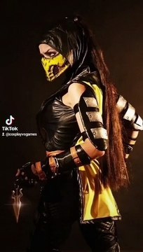 Scorpion Female Cosplay Mortal Kombat