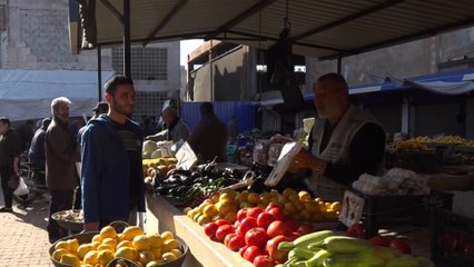 بسبب ارتفاع الأسعار.. أصناف كثيرة تغيب عن الموائد السورية