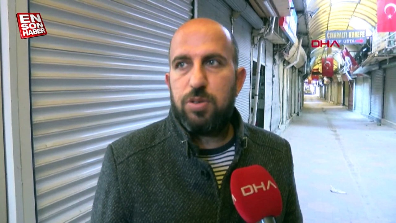 Hatay'da depremin yıktığı tarihi Uzun Çarşı hayata dönmeye çalışıyor