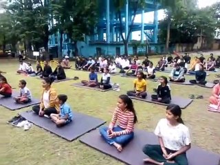 Video: सुबह-सबेरे मुस्कुराए सैकड़ों चेहरे, योग के बाद लगी जुम्बा क्लास