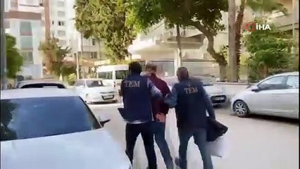 3 yıldır firar olan FETÖ'cünün saklandığı yerden servet çıktı