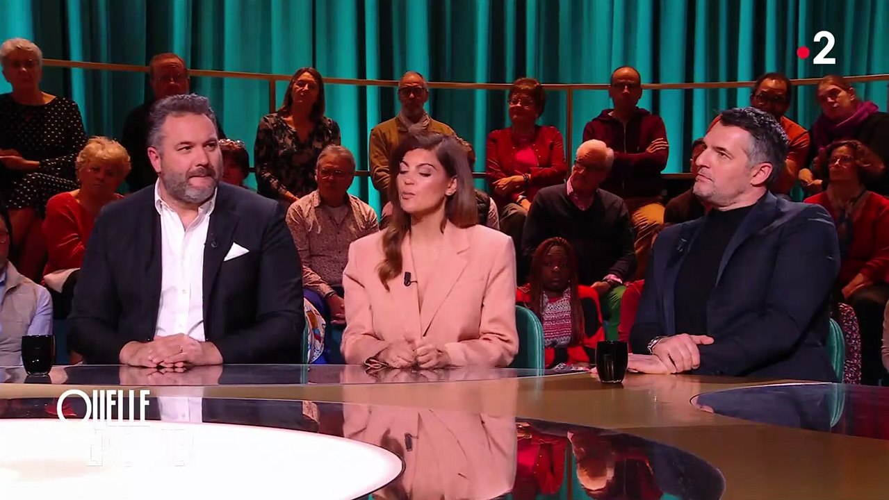 Nawell Madani révèle dans "Quelle époque !" que la journaliste Anne-Sophie Lapix était brune à ses débuts à la télé - France 2