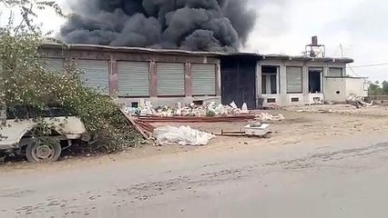 Fierce fire, Singoli Neemuch, short circuit, scrap warehouse