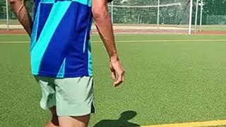 Rainbow Flick Tutorial -How to do the Rianbow Flick -Jay Jay Okocha, Neymar Rainbow Flick