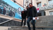 İstanbul'da kendilerini polis ve savcı olarak tanıtarak insanları dolandıran 2 şüpheli yakalandı