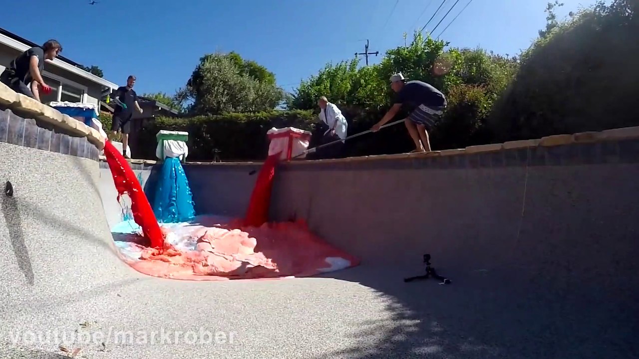 World's Lagest Elephant Toothpaste Experiment Mark Rober video
