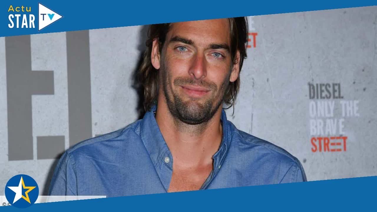 Camille Lacourt partage un tendre moment de complicité à la plage avec son fils Marius