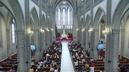 전국 부활절 예배·미사..."힘든 이웃에 따뜻한 손길을" / YTN
