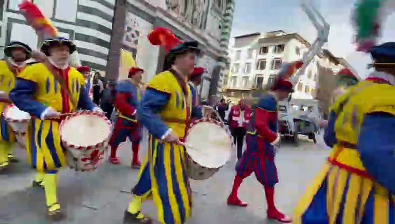 Firenze, oltre 5mila persone presenti per lo Scoppio del Carro. Gli auguri di Giani e Nardella
