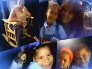 Esa mesa no parece cubana By BurronAzul.net