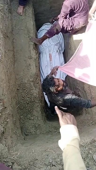 Fresh Dead body found after 10 Years #trending #fbviral #viralreels #viral #foryou