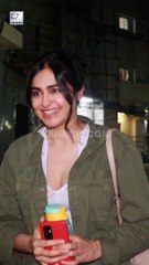 Adah Sharma इस लुक में  जुहू में  आईं नजर