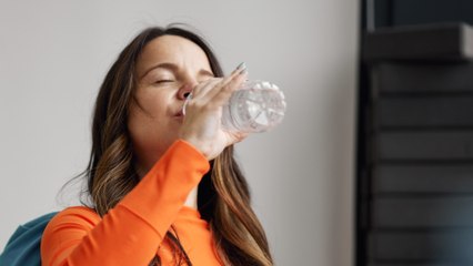 Warum Schwangere auf Plastikflaschen verzichten sollten 🚫
