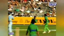 India_vs_Pakistan_1985___IMRAN_KHAN_4_Wickets_for_27_vs_India___Nail_Bitting_Bowling_by_IMRAN_KHAN😱🔥(360p)