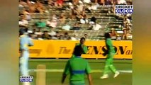 India_vs_Pakistan_1985___IMRAN_KHAN_4_Wickets_for_27_vs_India___Nail_Bitting_Bowling_by_IMRAN_KHAN%F0%9F%98%B1%F0%9F%94%A5(360p)