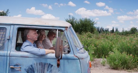 Crítica de 'Empieza el baile', comedia sobre los secretos de juventud