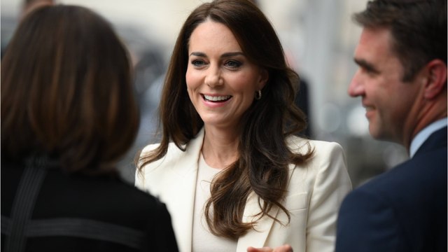 VOICI - Kate Middleton brise le protocole : ce détail de la tenue de la princesse qui n’est pas passé inaperçu