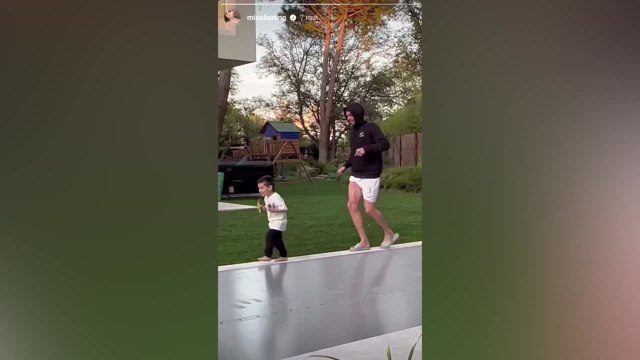 En medio de la polémica Mina Bonino sube este vídeo de Valverde con su hijo