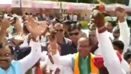 मुख्यमंत्री के आदिवासी संस्कृति और थाप पर नाचने का वीडियो आया सामने