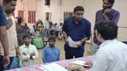 భూపాలపల్లి: సమస్యలను త్వరగా పరిష్కరించాలి.. జిల్లా కలెక్టర్ ఆదేశాలు..!