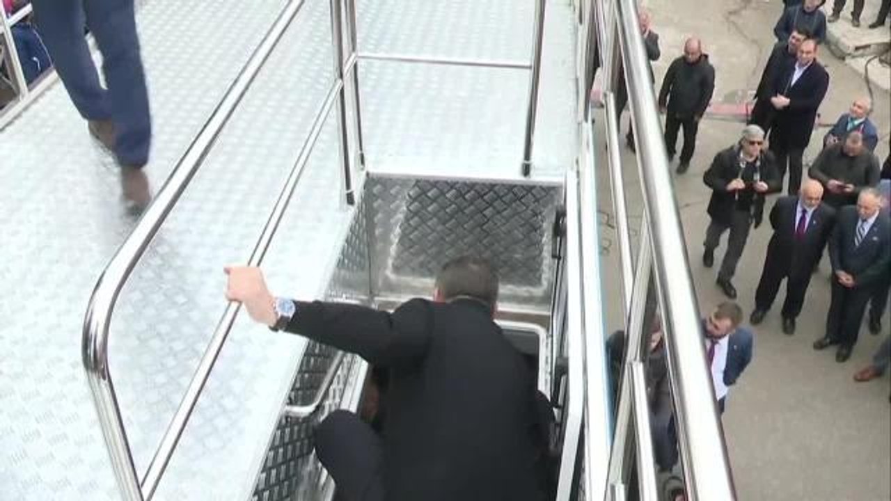 İmamoğlu'ndan Erdoğan'a: "Çivi Bile Çakmamış Diyor Bana, Bir Gün Beni Davet Et Anlatayım, Ama Hizmetlerimi Anlatmaya Bir Gün Bile Yetmez"