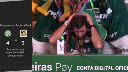 Download Video: Palmeiras coach soaked by players after Paulista win