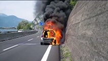 Lecco, auto in fiamme sulla Statale 36