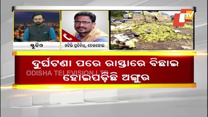 Fruit-laden truck turns turtle in Keonjhar, driver escapes unhurt