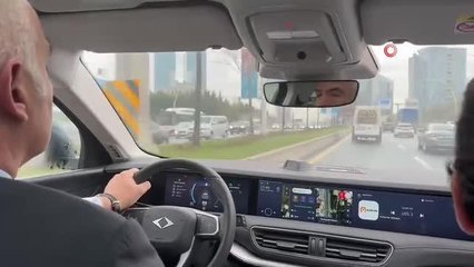 Bakan Ersoy, makam aracı Togg'la trafiğe çıktı