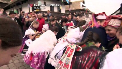 Ουγγαρία: Το «μπουγέλωμα» της γονιμότητας (βίντεο)