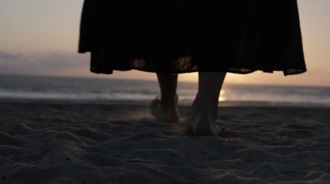 This Lightweight Maxi Skirt With Pockets Is Travelers’ ‘Favorite Clothing Item’ — and It’s on Sale