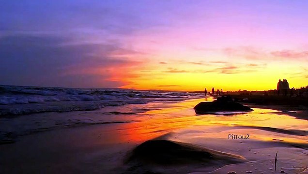 Bien-être coucher de soleil sur la plage - Relaxation - Détente
