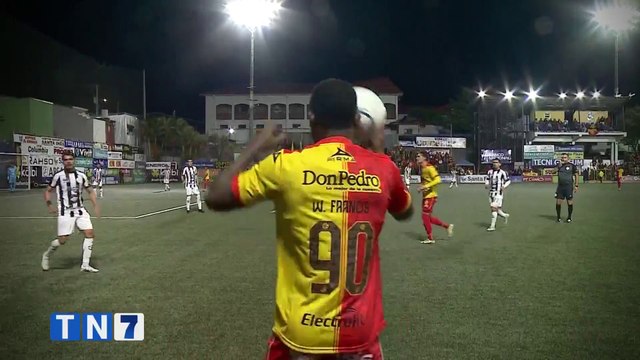 td7-arbitraje-polemico-100423